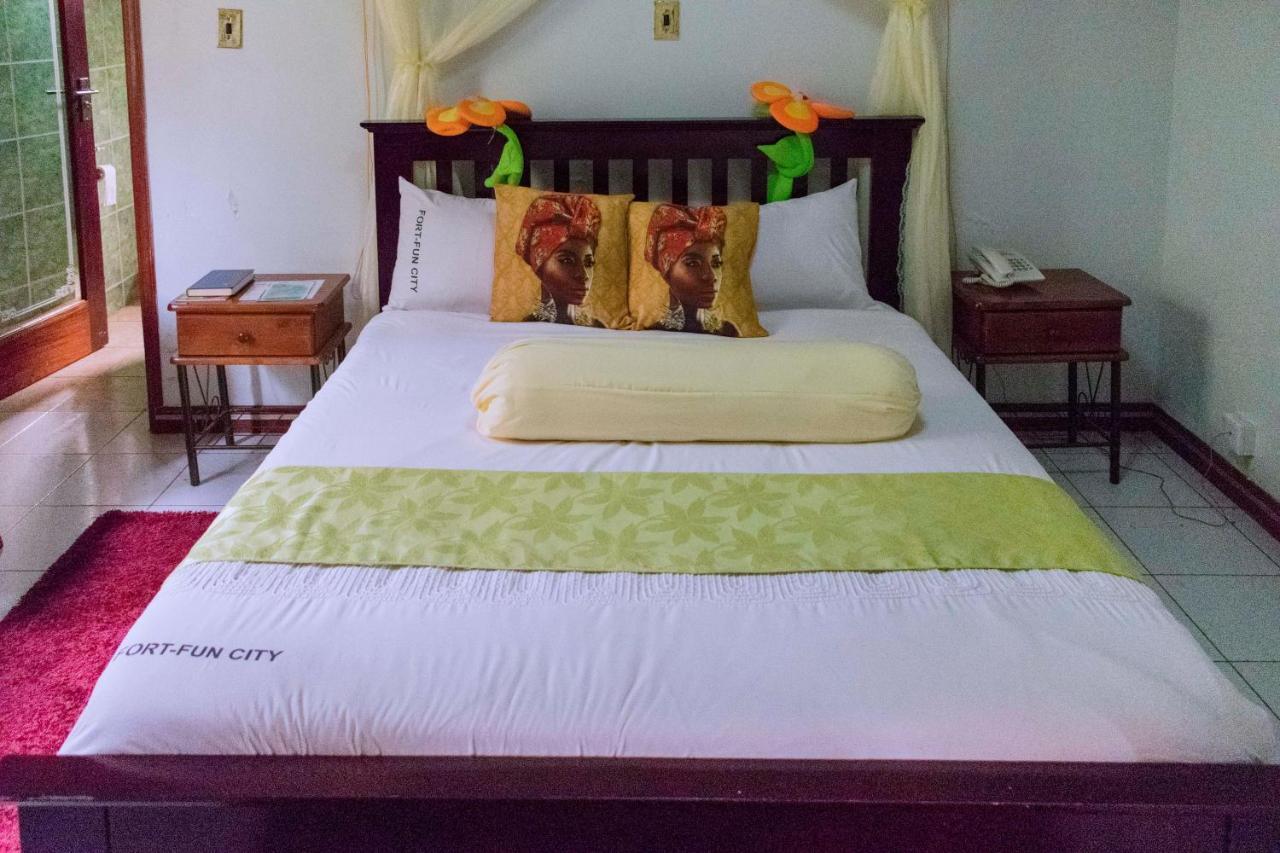 Fort Fun City Hotel Fort Portal Екстериор снимка