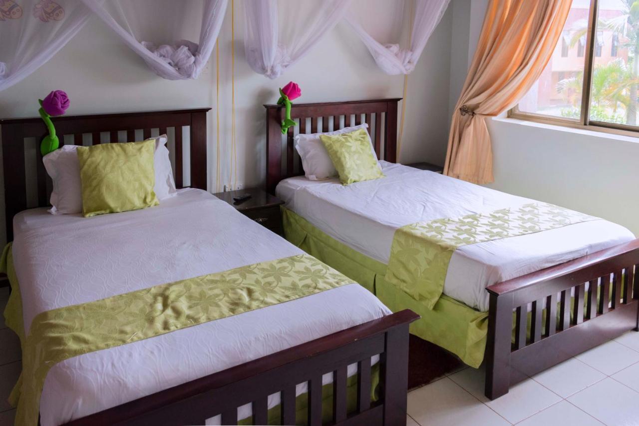 Fort Fun City Hotel Fort Portal Екстериор снимка